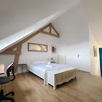 Prázdninový dům Charmante Petite Maison En Plein Centre Caen