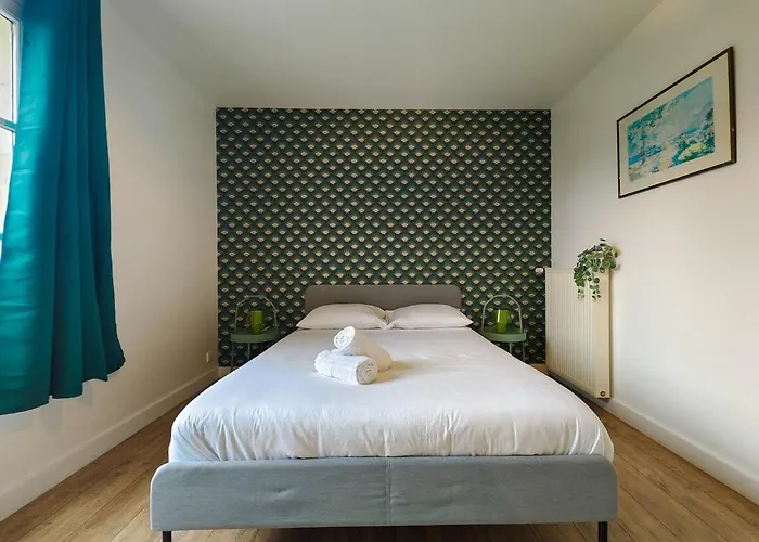 Holiday home Charmante Petite Maison En Plein Centre